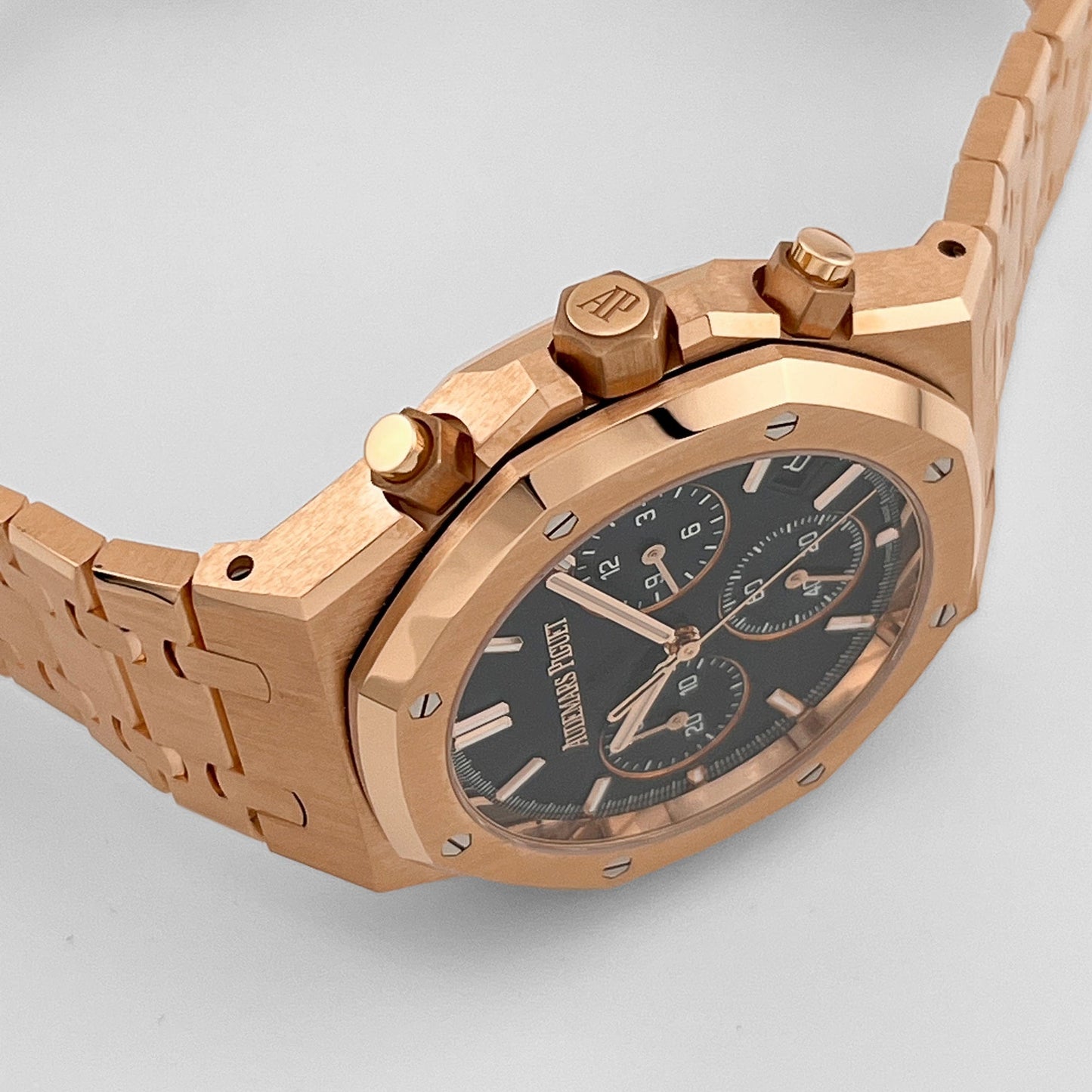 Audemars Piguet Royal Oak 26240OR.OO.1320OR.05 Selfwinding Chronograph Blue Dial