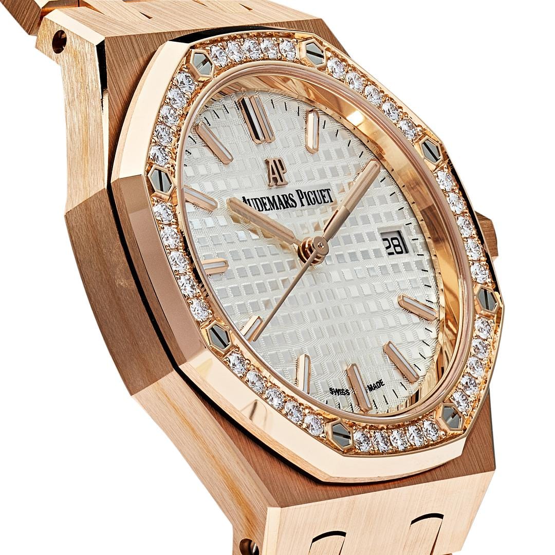 Audemars Piguet Royal Oak 77351OR.ZZ.1261OR.01 'Ladies' Rose Gold White Dial Diamond Bezel (2021)